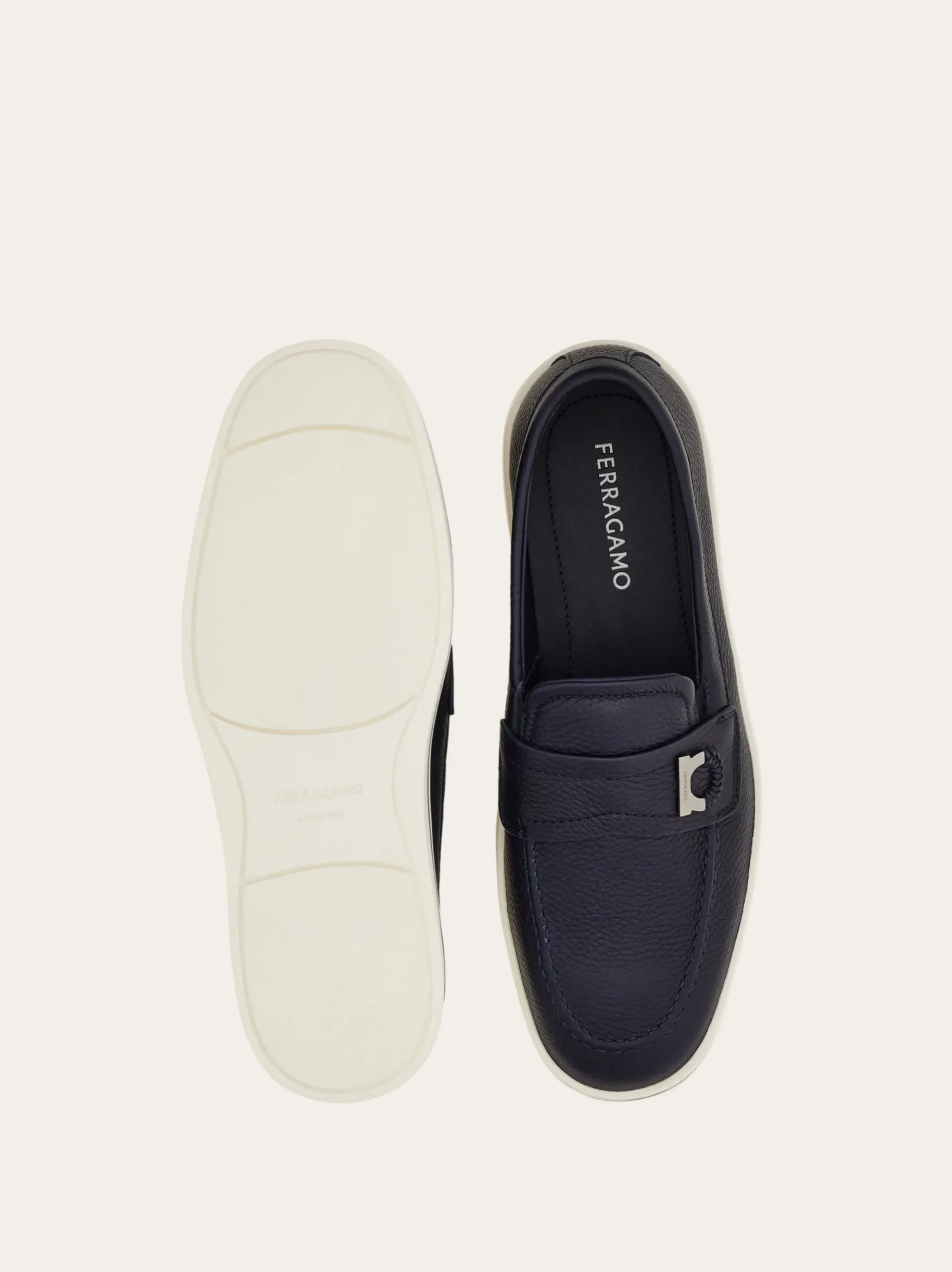 Boat shoe loafer with Gancini ornament - Men