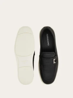 Boat shoe loafer with Gancini ornament - Men