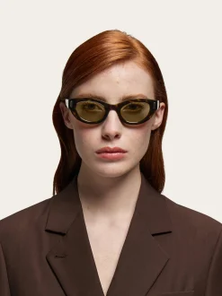 Butterfly frame sunglasses - Women