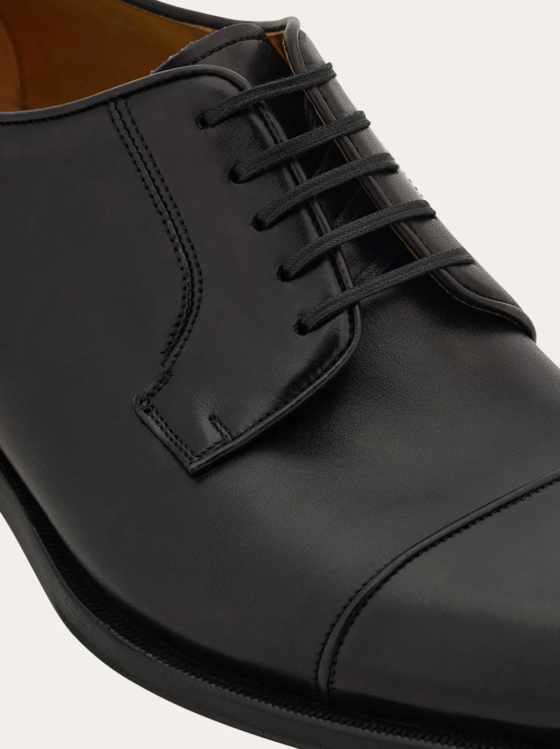 Derby shoe with stitching detail - Men