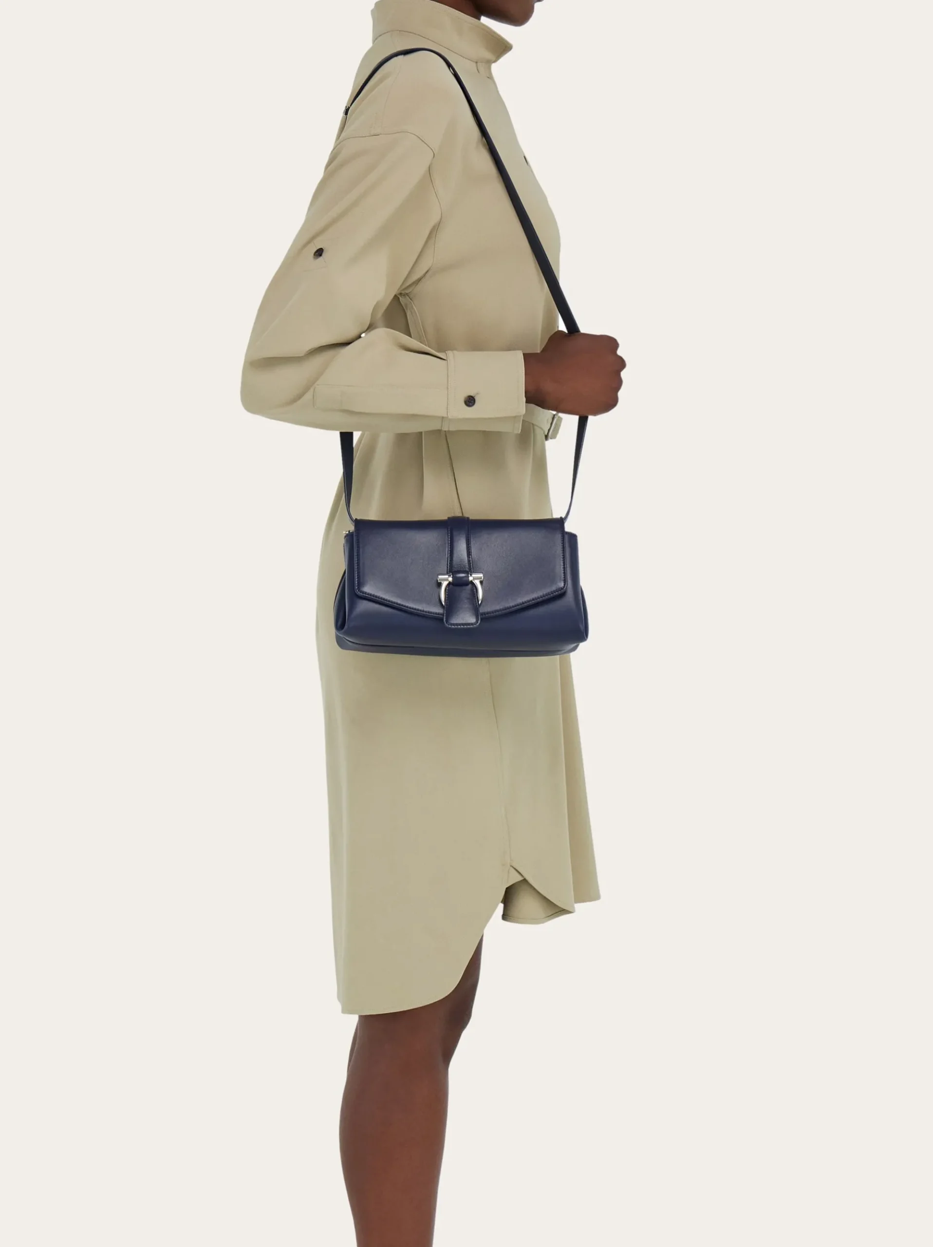 Ferragamo Mia crossbody bag (XS) - Women