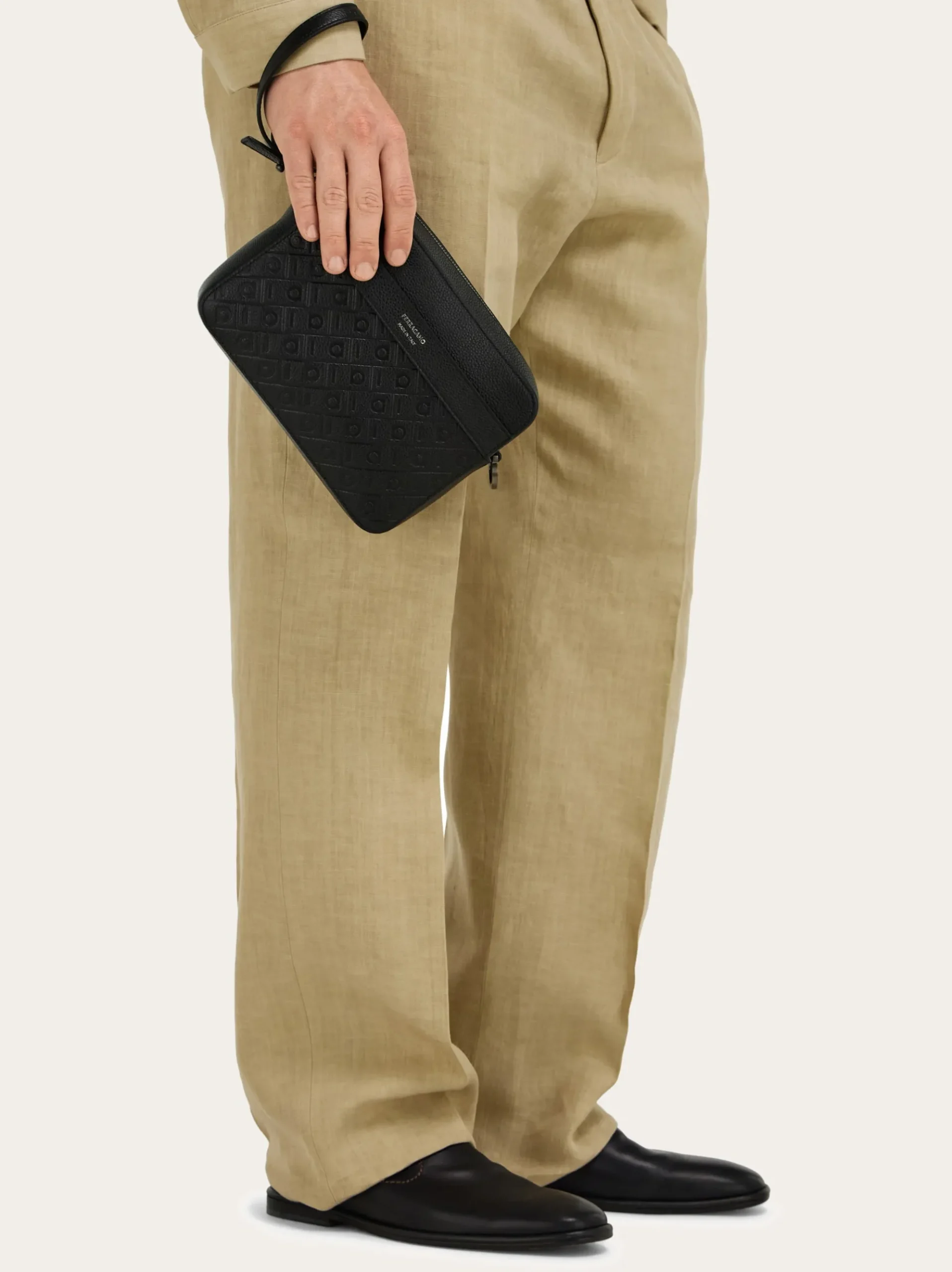 Ferragamo Monogram shoulder bag - Men