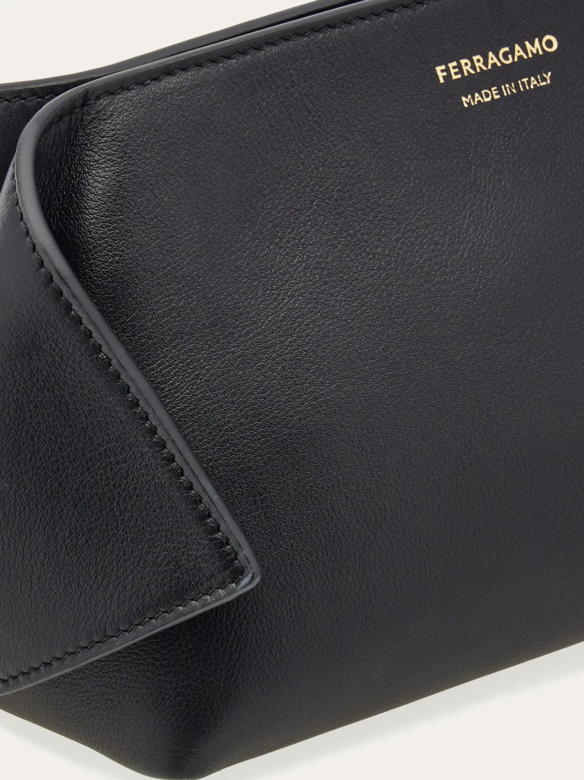 Folded pouch - Women