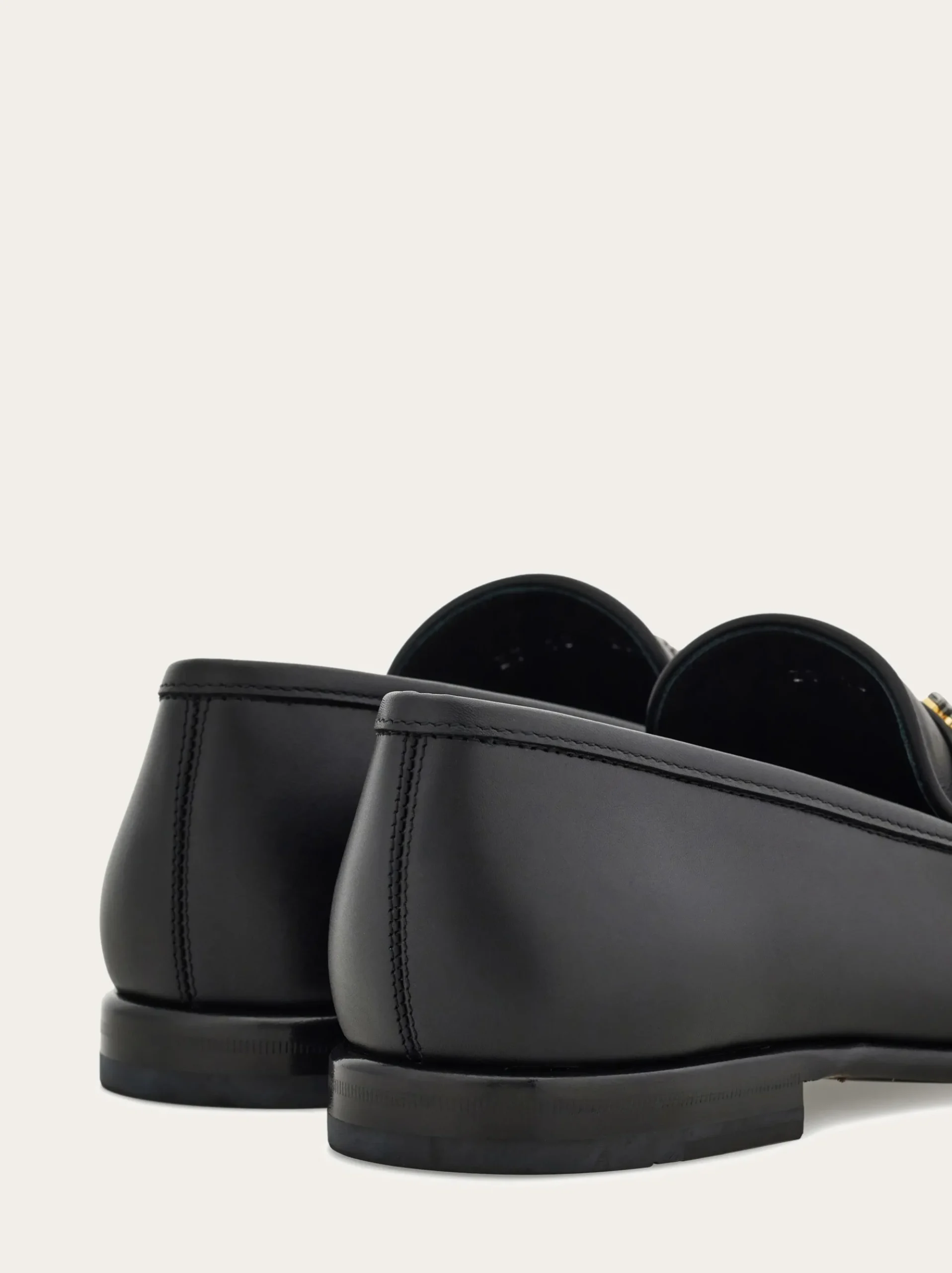 Gancini buckle loafer - Men