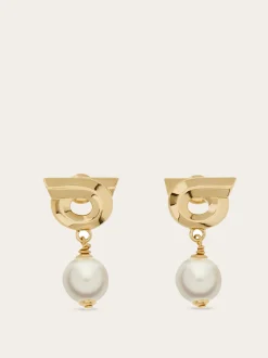 Gancini earrings with synthetic pearls - Women