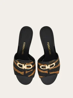 Gancini ornament mid-heel Slide - Women