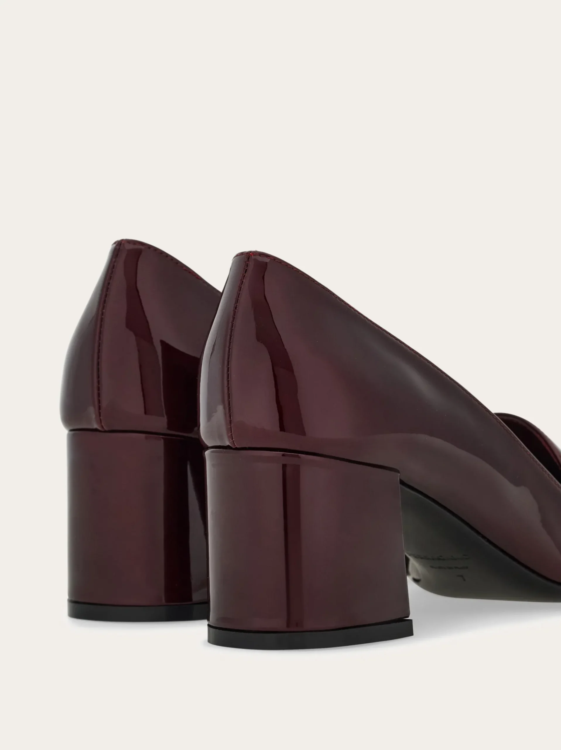Gancini ornament pump - Women