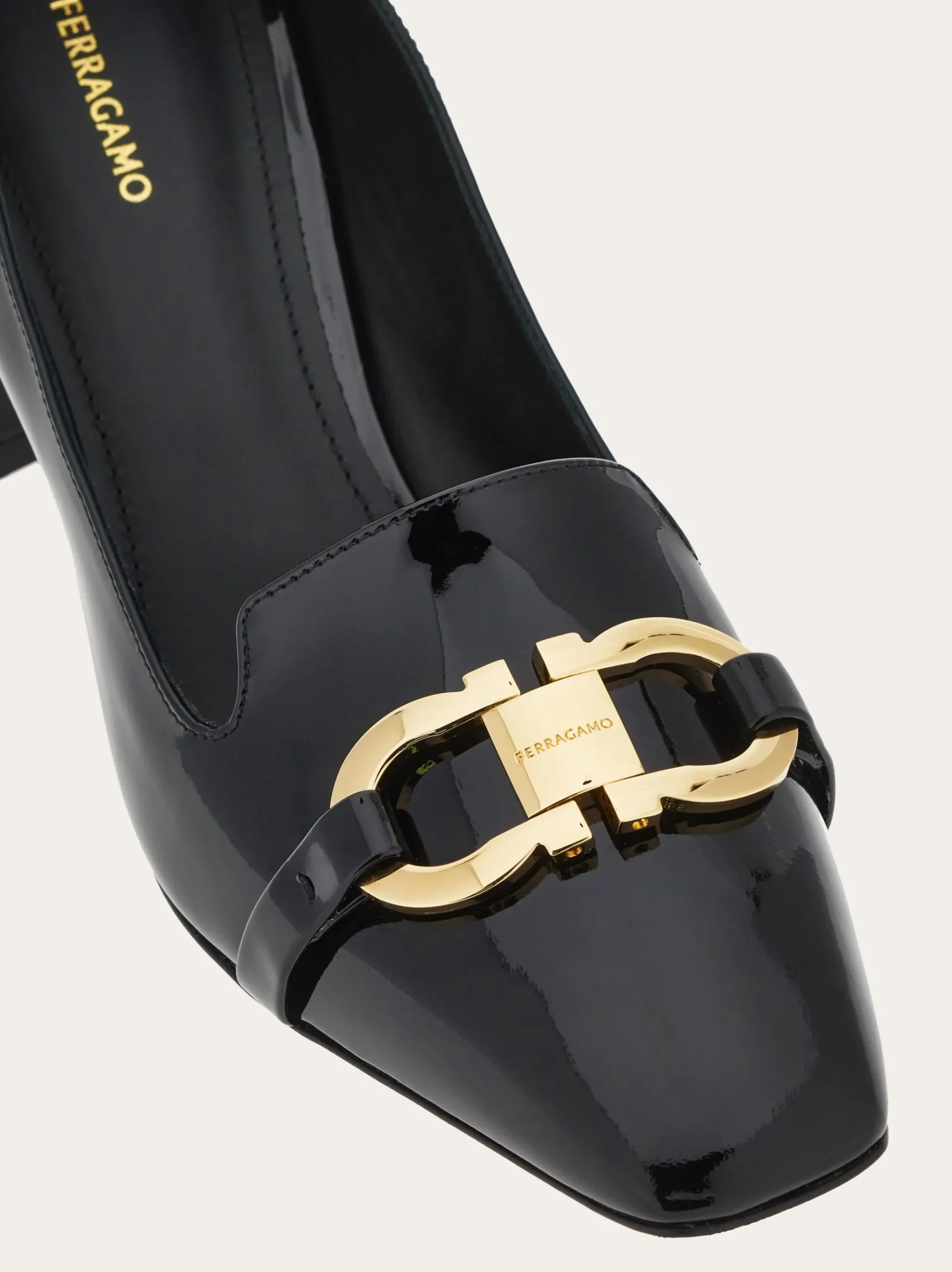 Gancini ornament pump - Women
