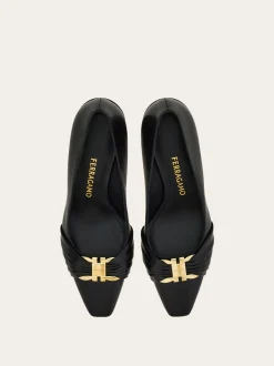 Gancini ornament pump with bock heel - Women