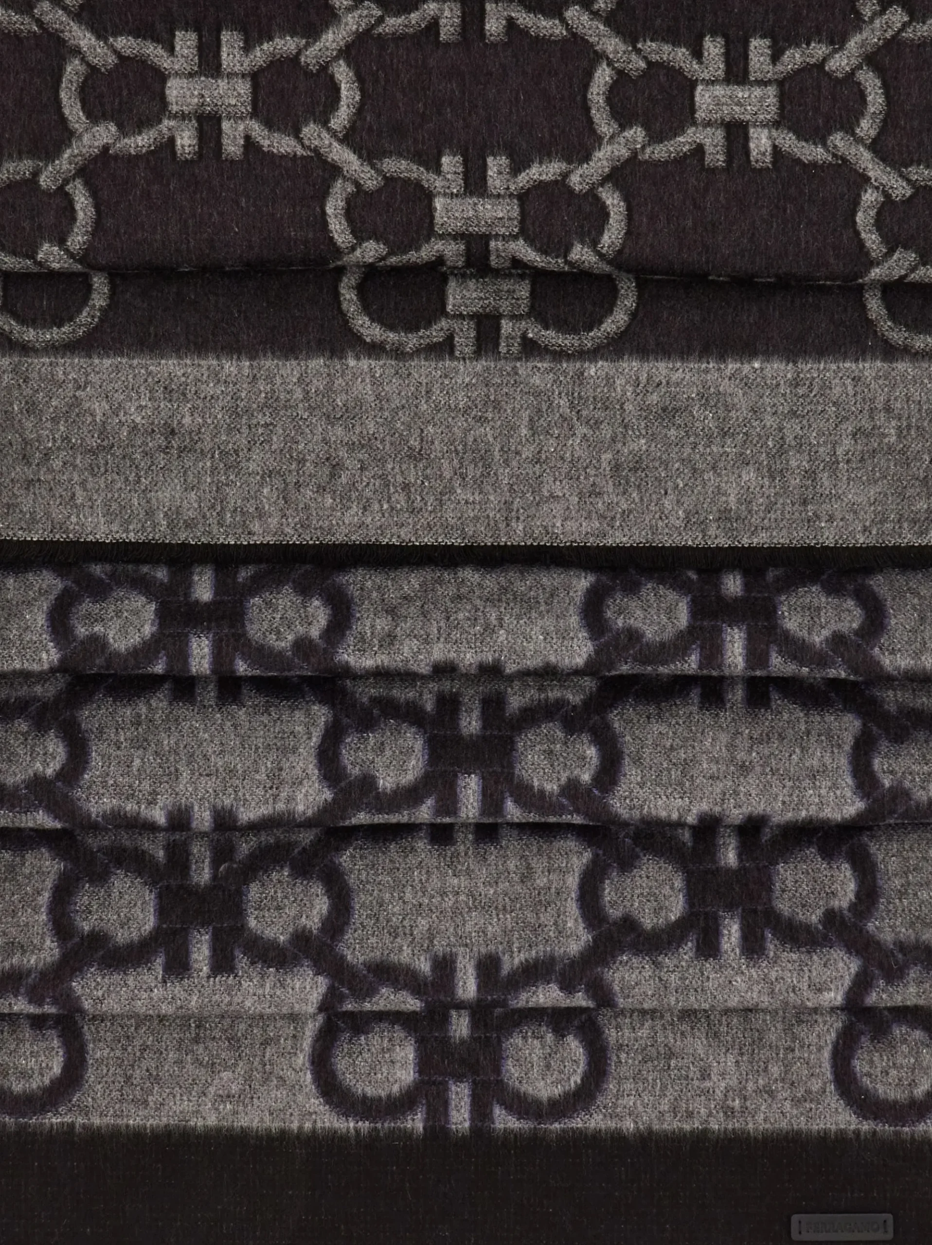 Gancini scarf - Men