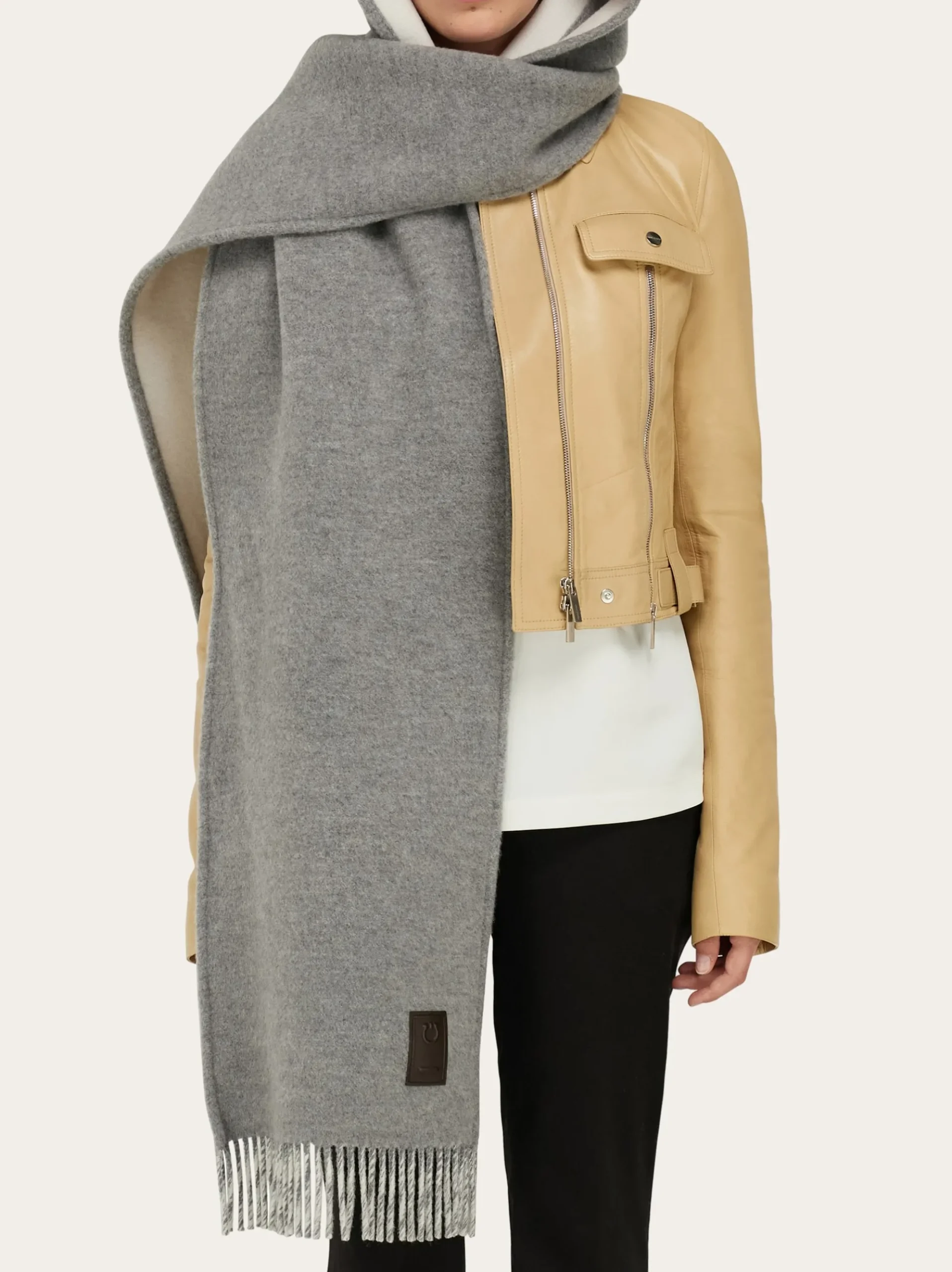 Hooded scarf - Women