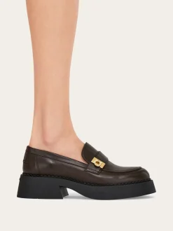 Hug buckle chunky loafer - Women