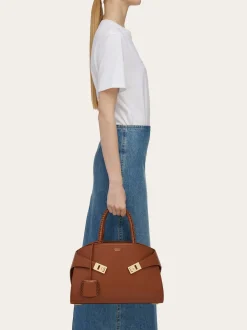 Hug handbag (M) - Women