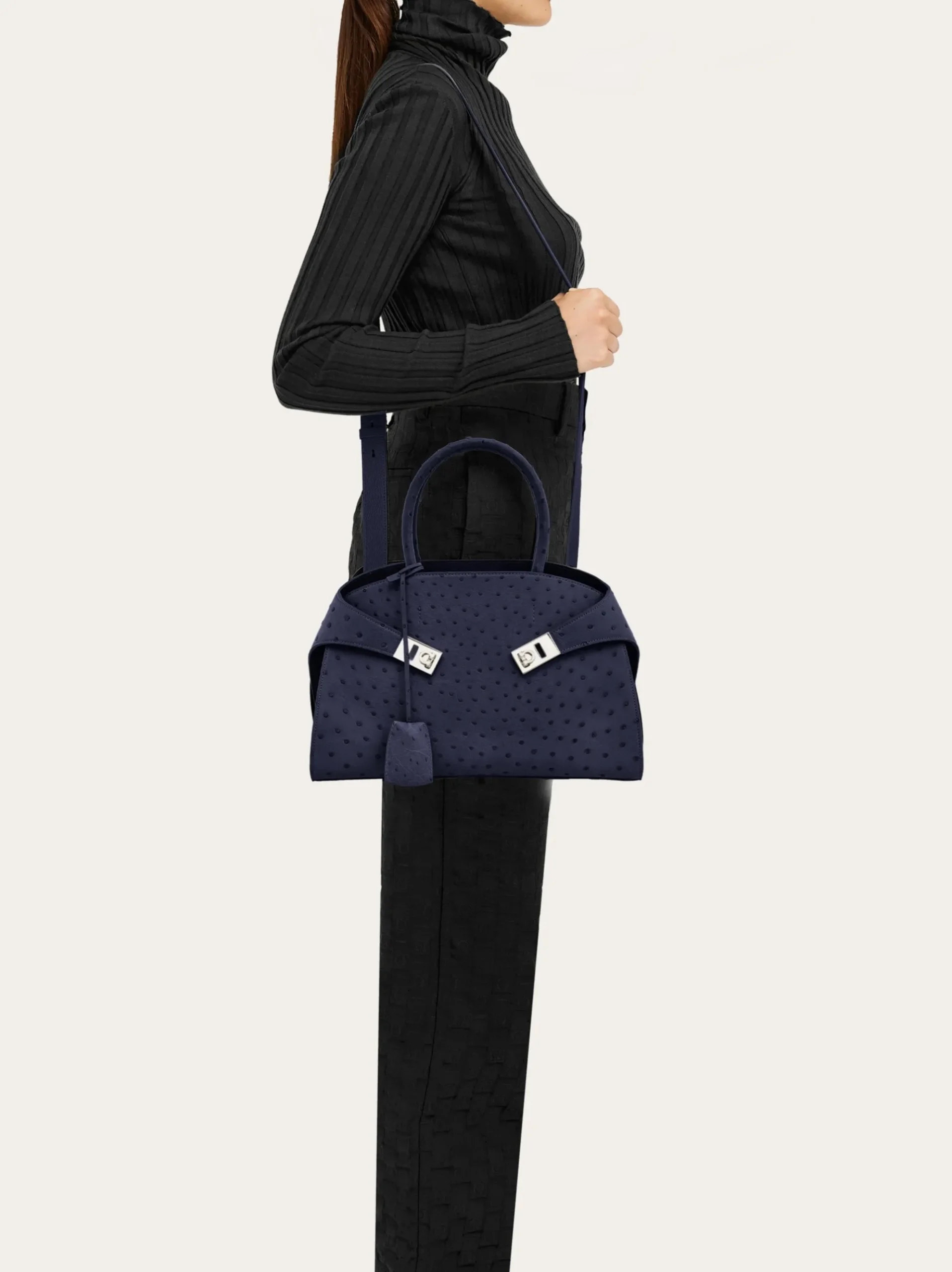 Hug handbag (M) - Women
