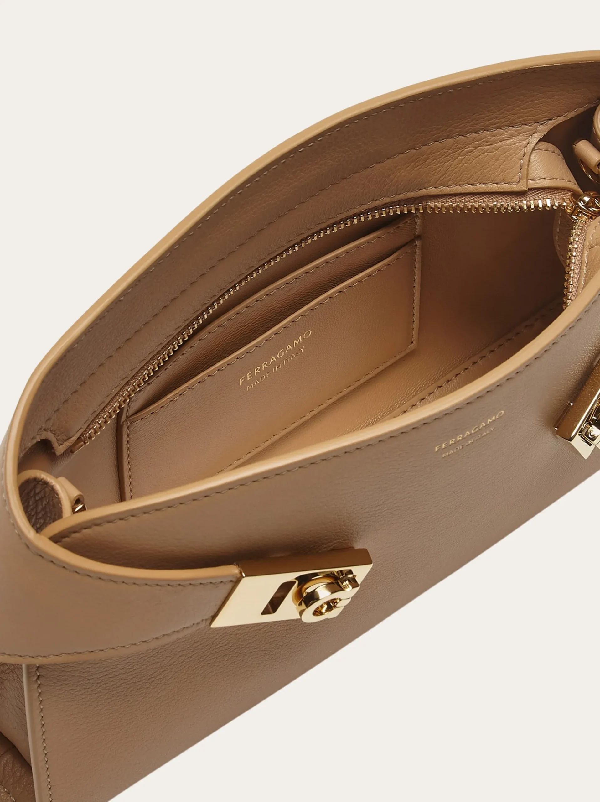 Hug mini crossbody bag - Women