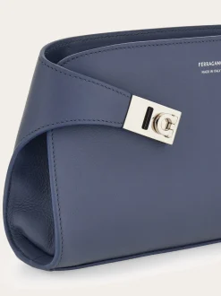 Hug mini crossbody bag - Women