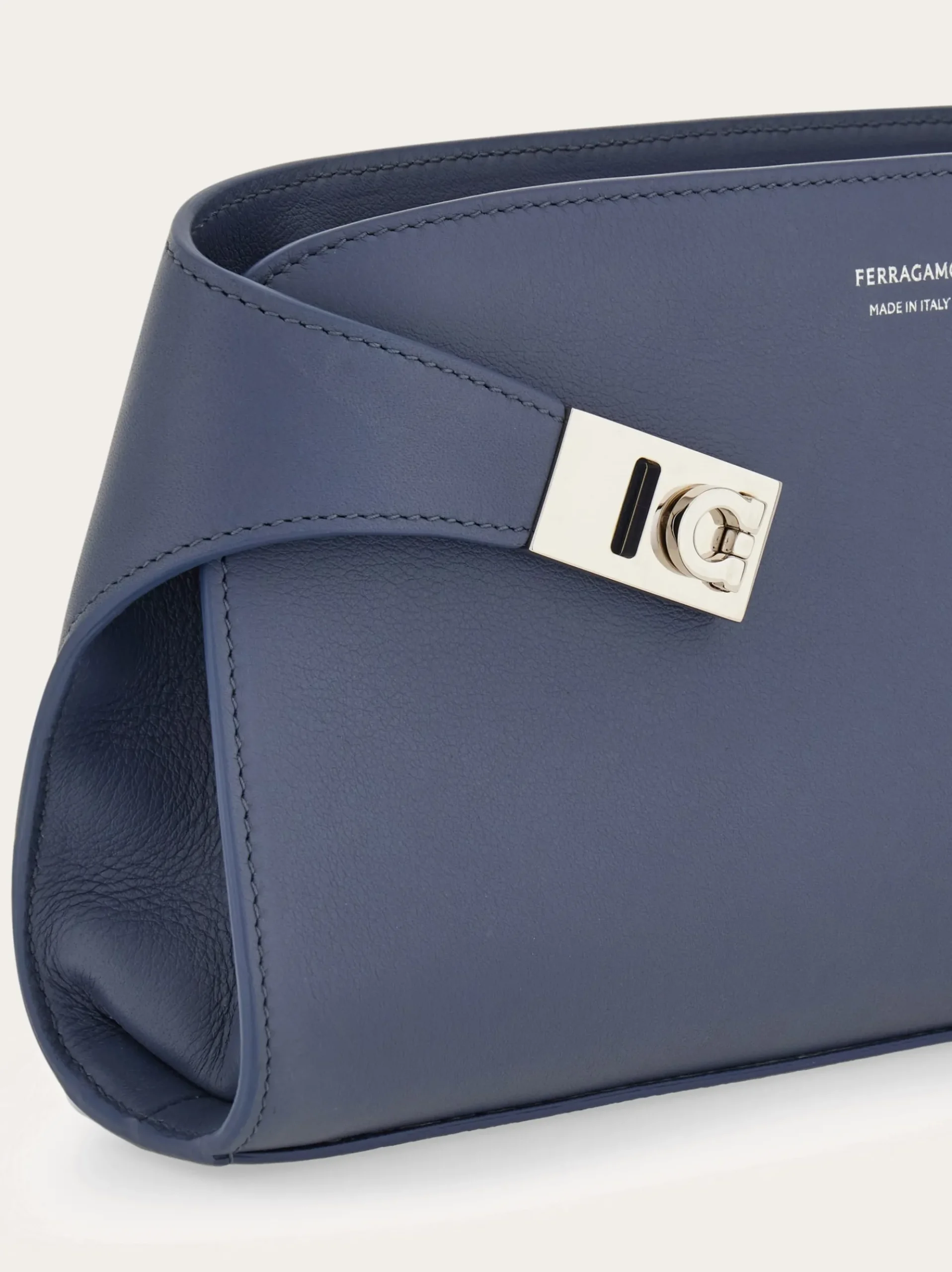 Hug mini crossbody bag - Women