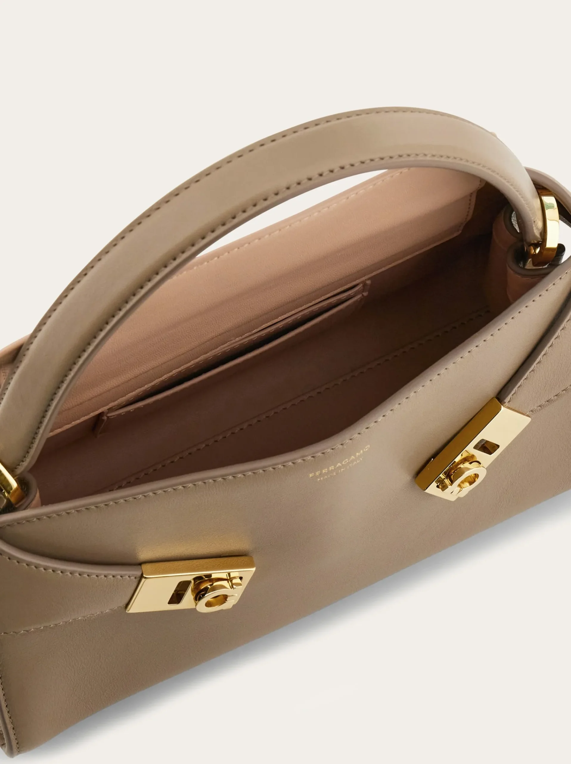 Hug Soft bicolor handbag (XS) - Women