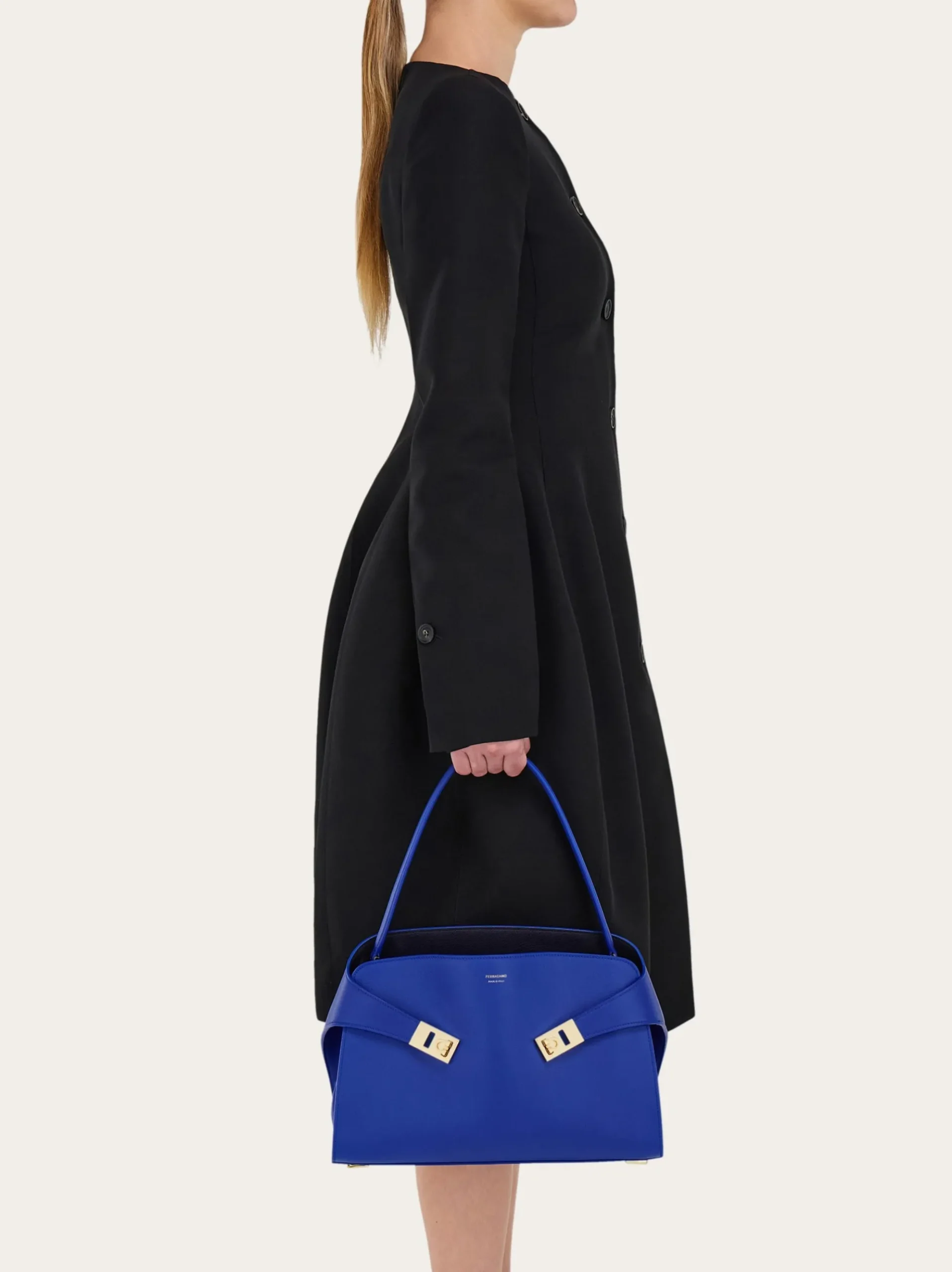 Hug Soft bicolor shoulder bag (M) - Women