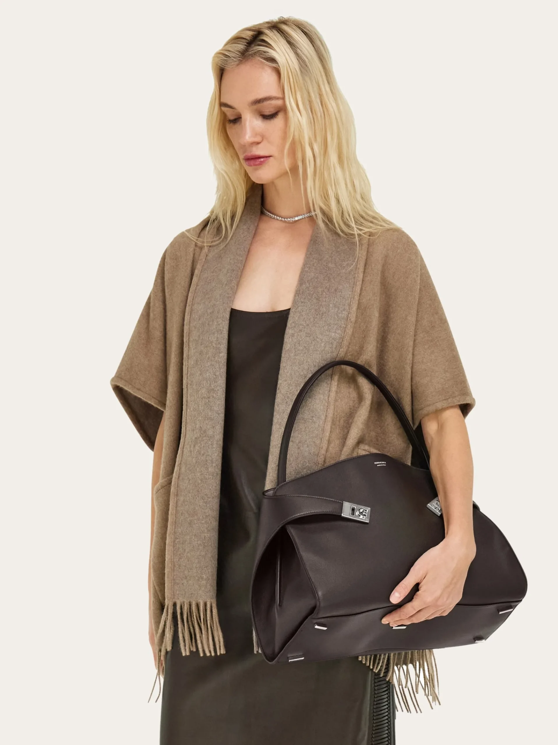 Hug Soft bicolor shoulder bag (L) - Women