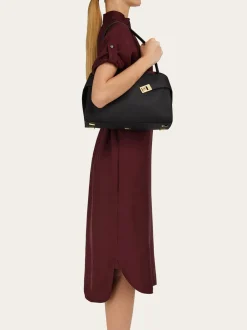 Hug Soft bicolor shoulder bag (M) - Women
