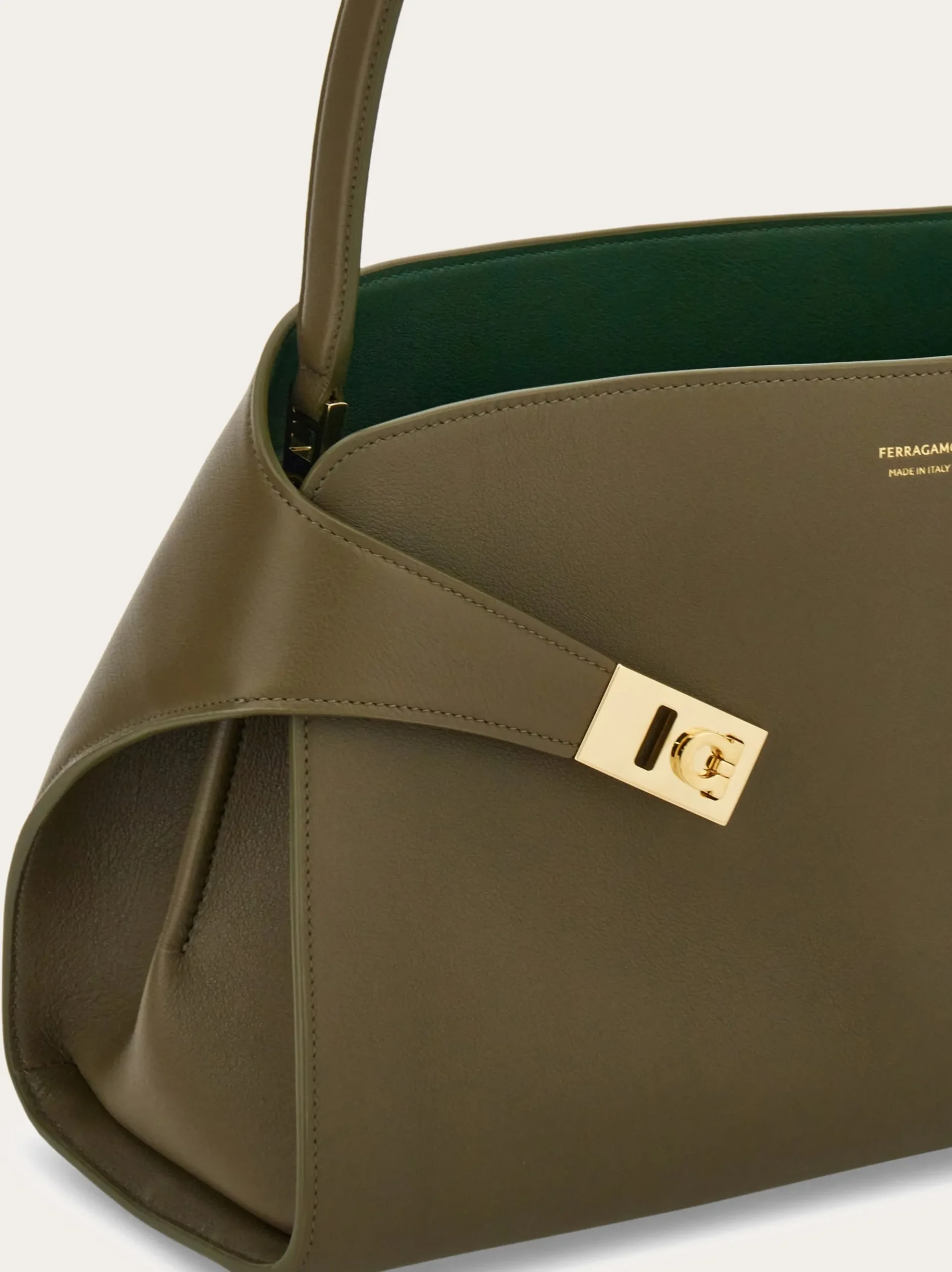 Hug Soft bicolor shoulder bag (M) - Women