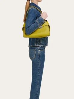 Hug Soft bicolor shoulder bag (M) - Women