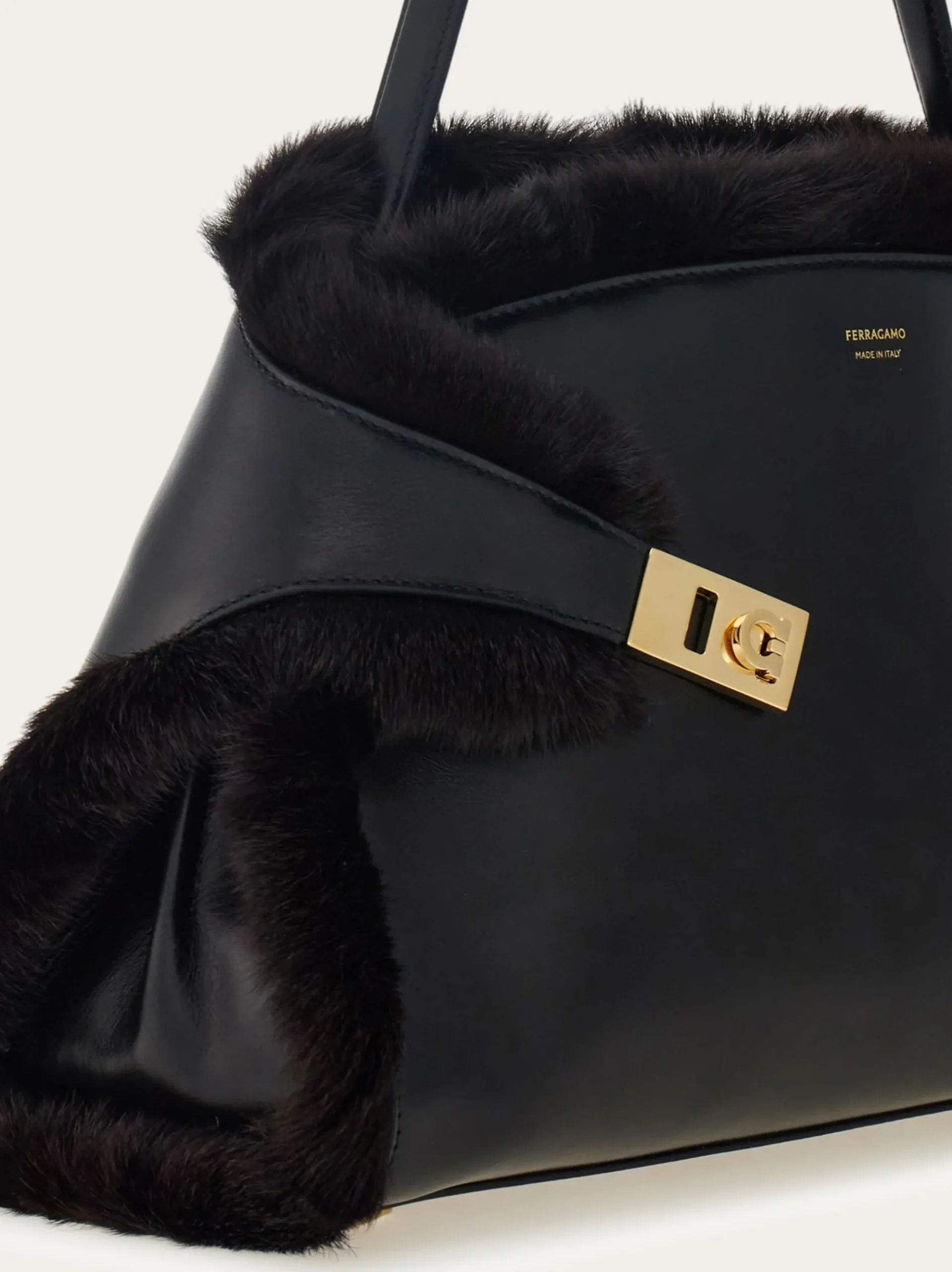 Hug Soft shoulder bag (L) - Women