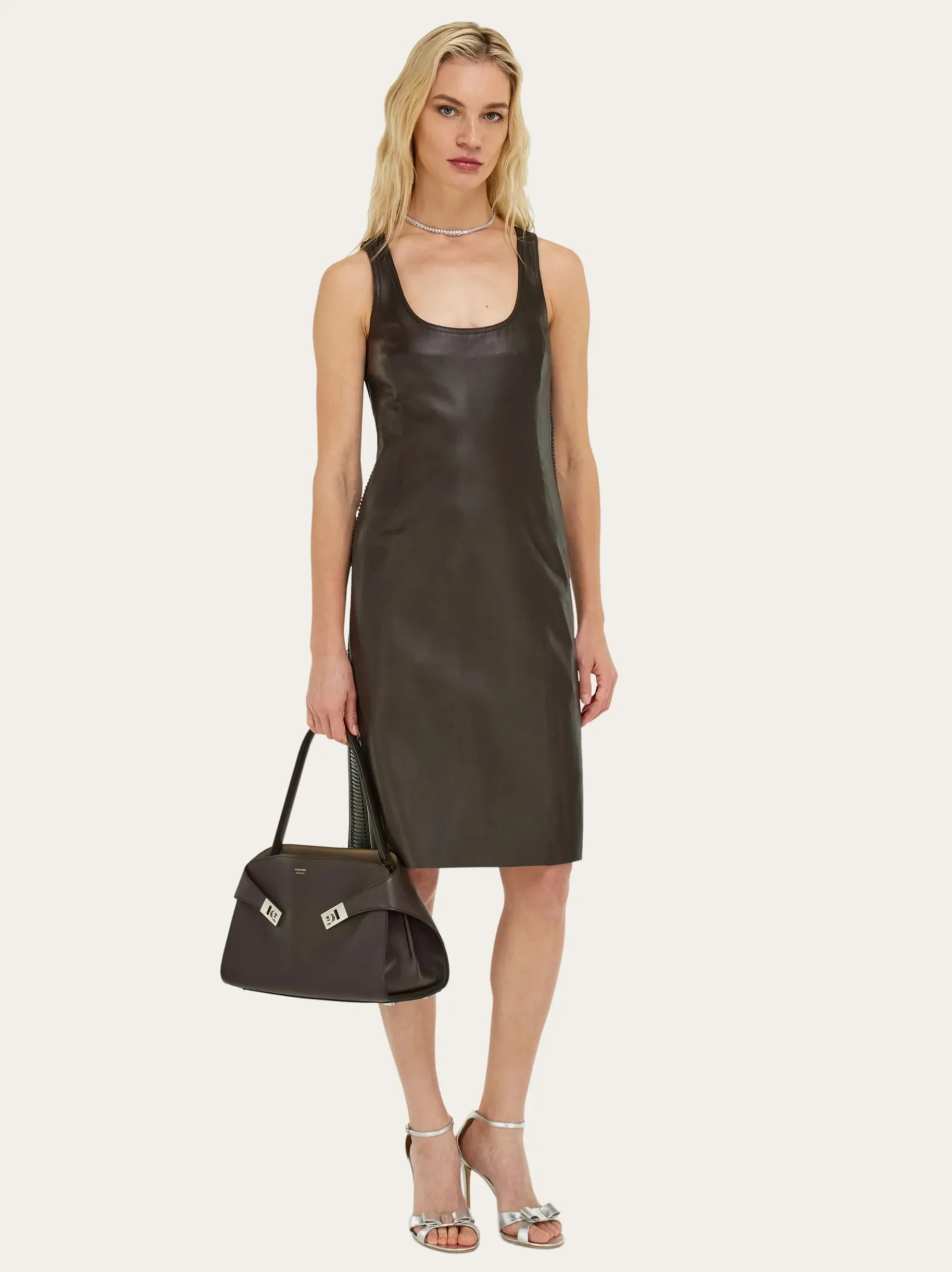 Hug Soft shoulder bag (M) - Women