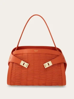 Hug Soft shoulder bag (M) - Women