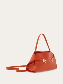 Hug Soft shoulder bag (M) - Women