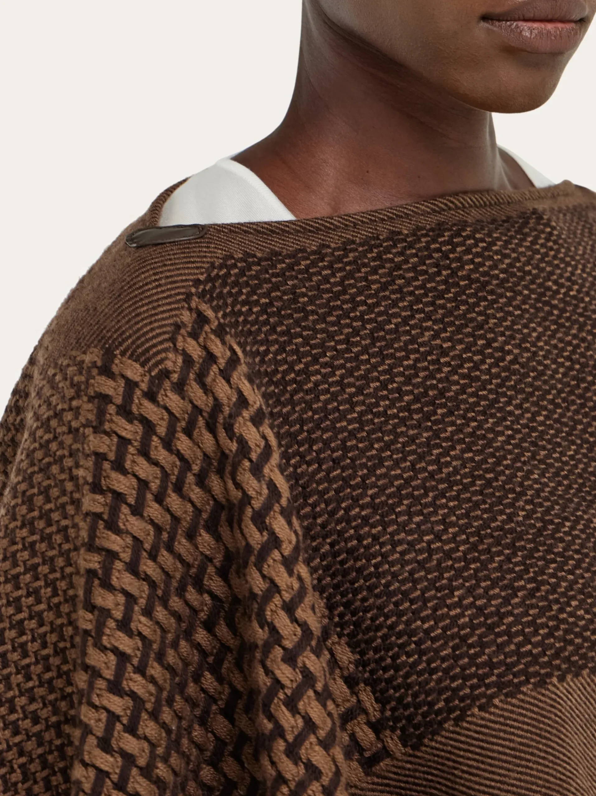 Jacquard cape - Women