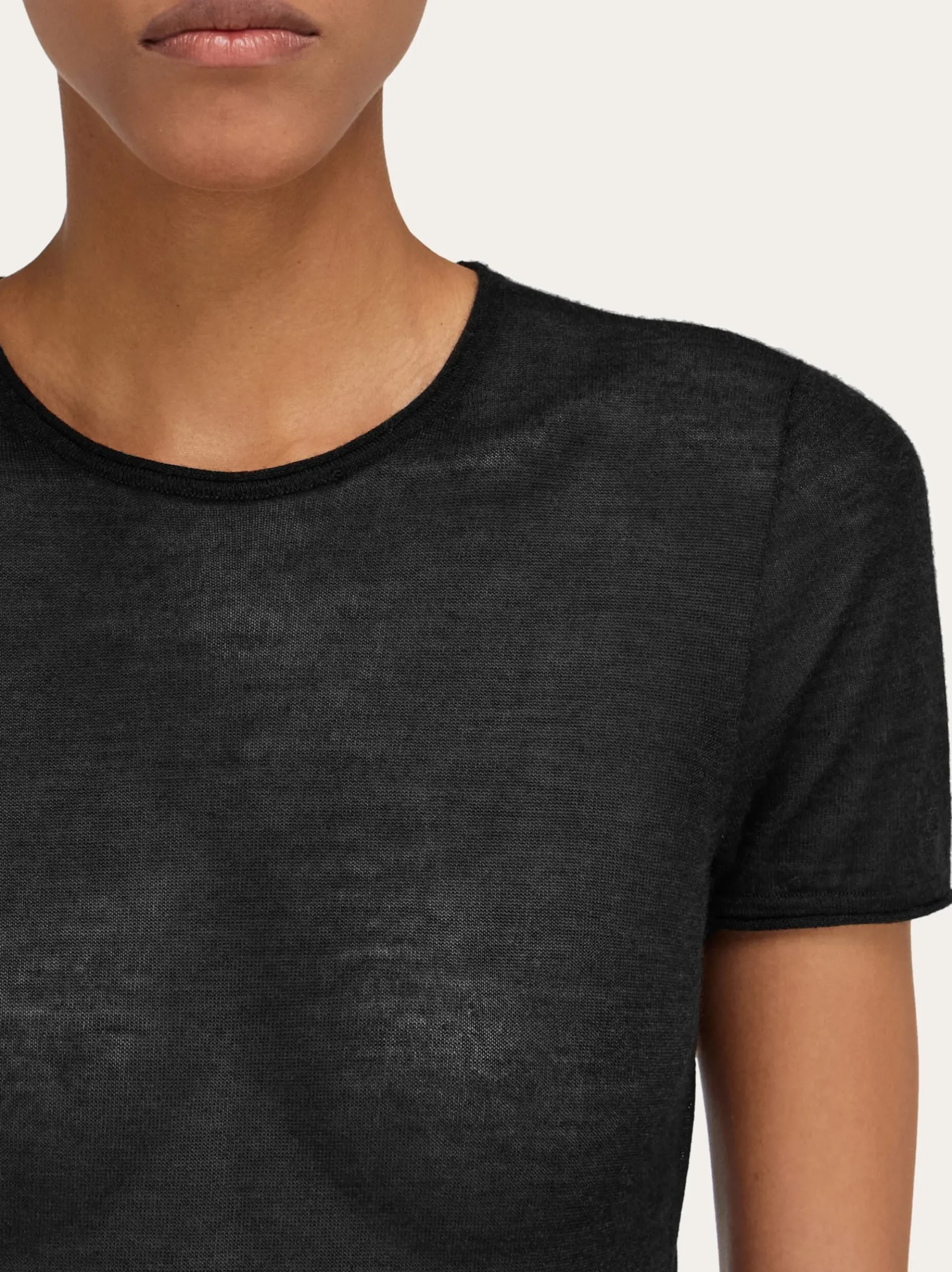 Knitted T-shirt - Women
