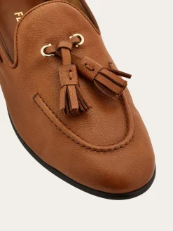 Loafer with tassel detail - Women