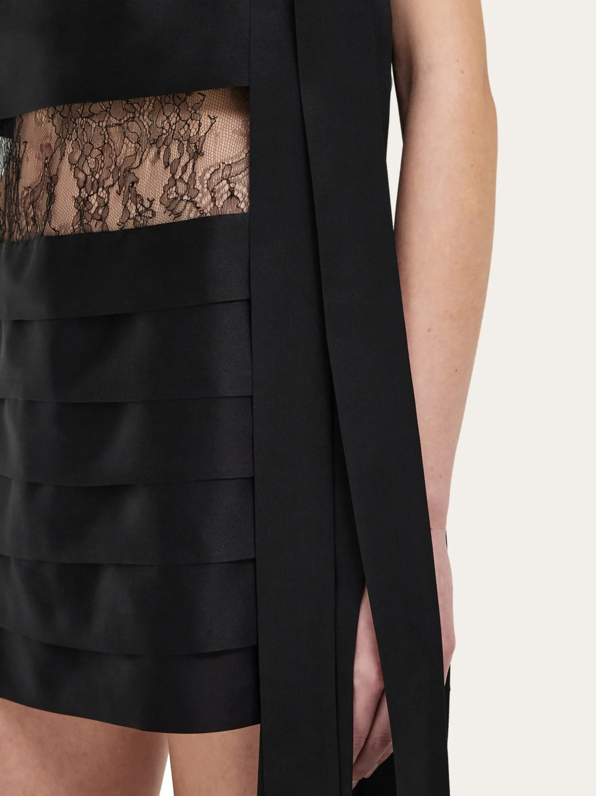 Mini dress with lace detail - Women