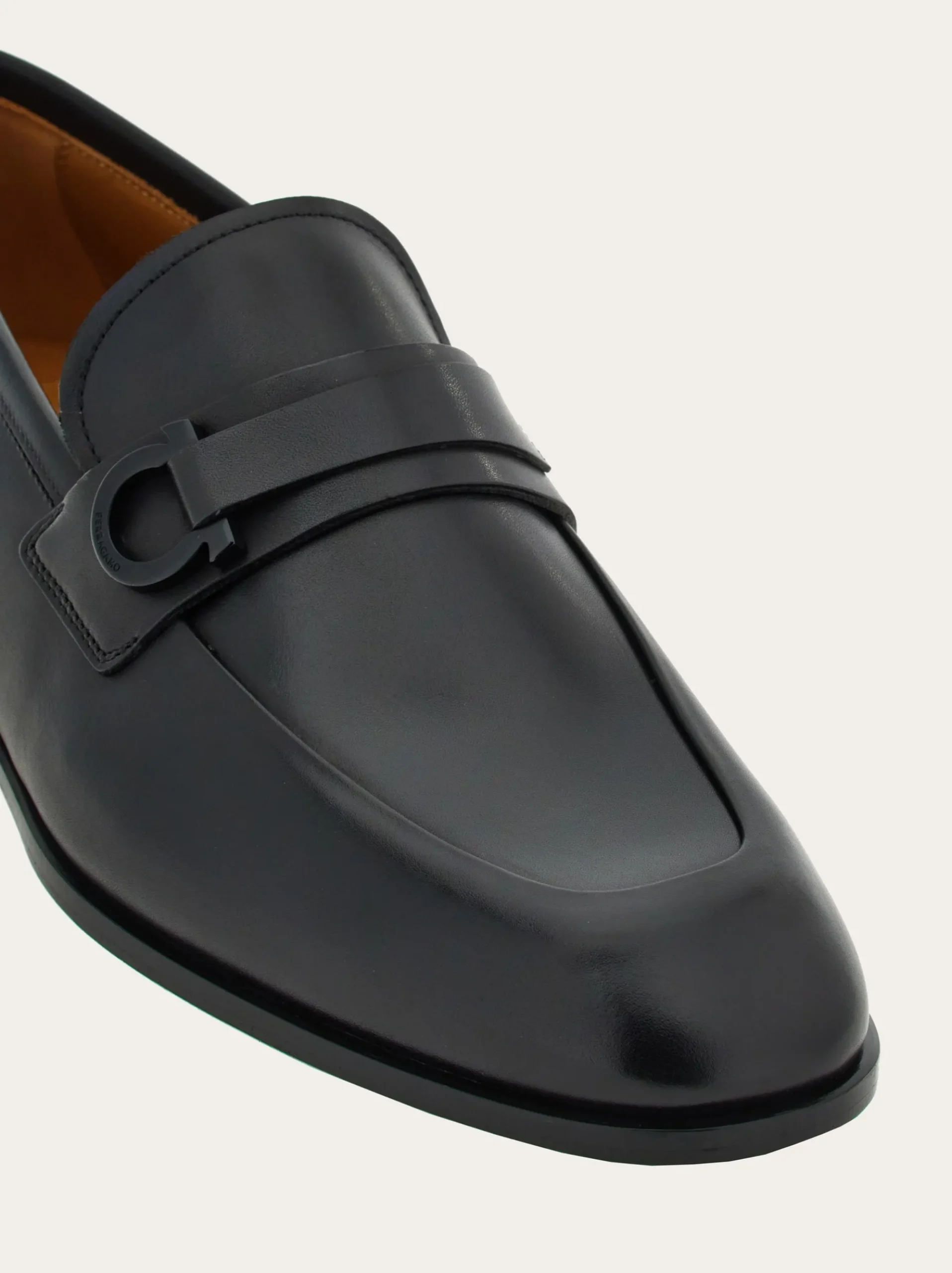 Moccasin with Gancini ornament - Men