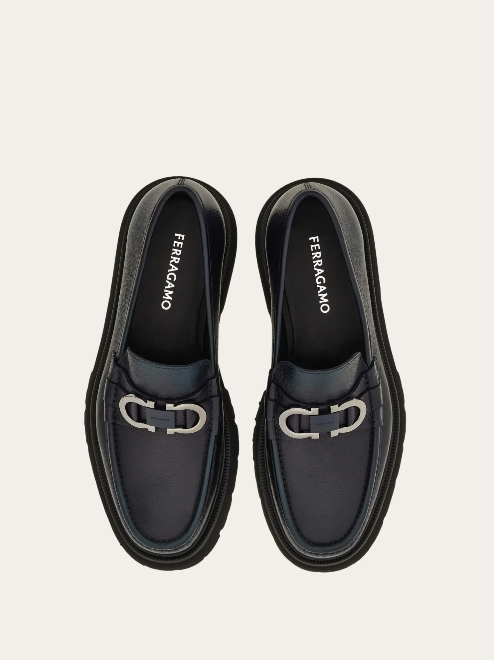 Moccasin with Gancini ornament - Men