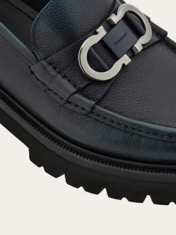 Moccasin with Gancini ornament - Men