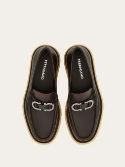Moccasin with Gancini ornament - Men