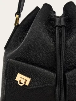 Multipocket bucket bag - Women