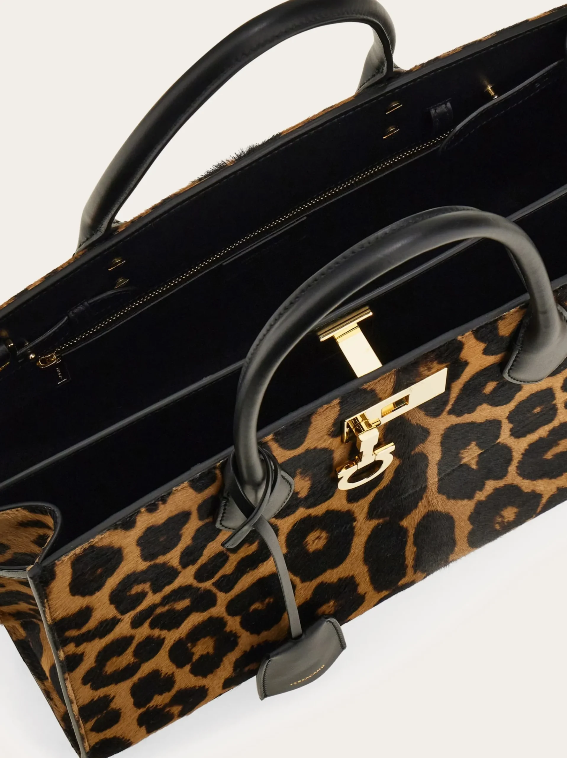 New Ferragamo Studio Soft bag (L) - Women
