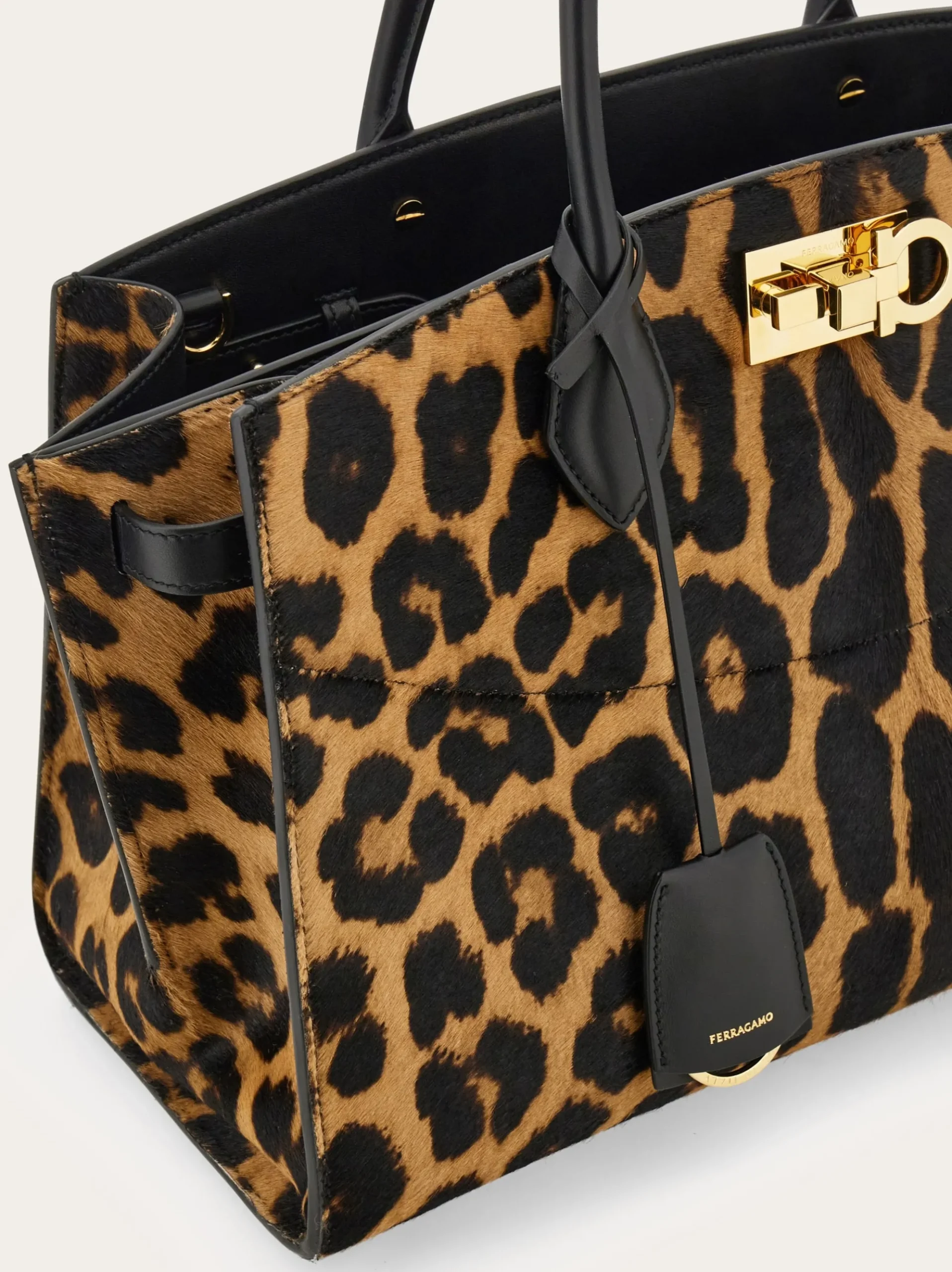 New Ferragamo Studio Soft bag (L) - Women