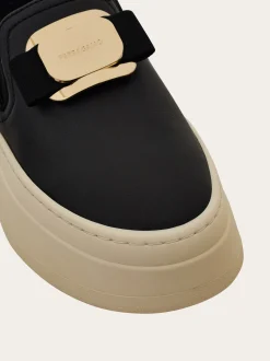 New Vara plate slip on - Women