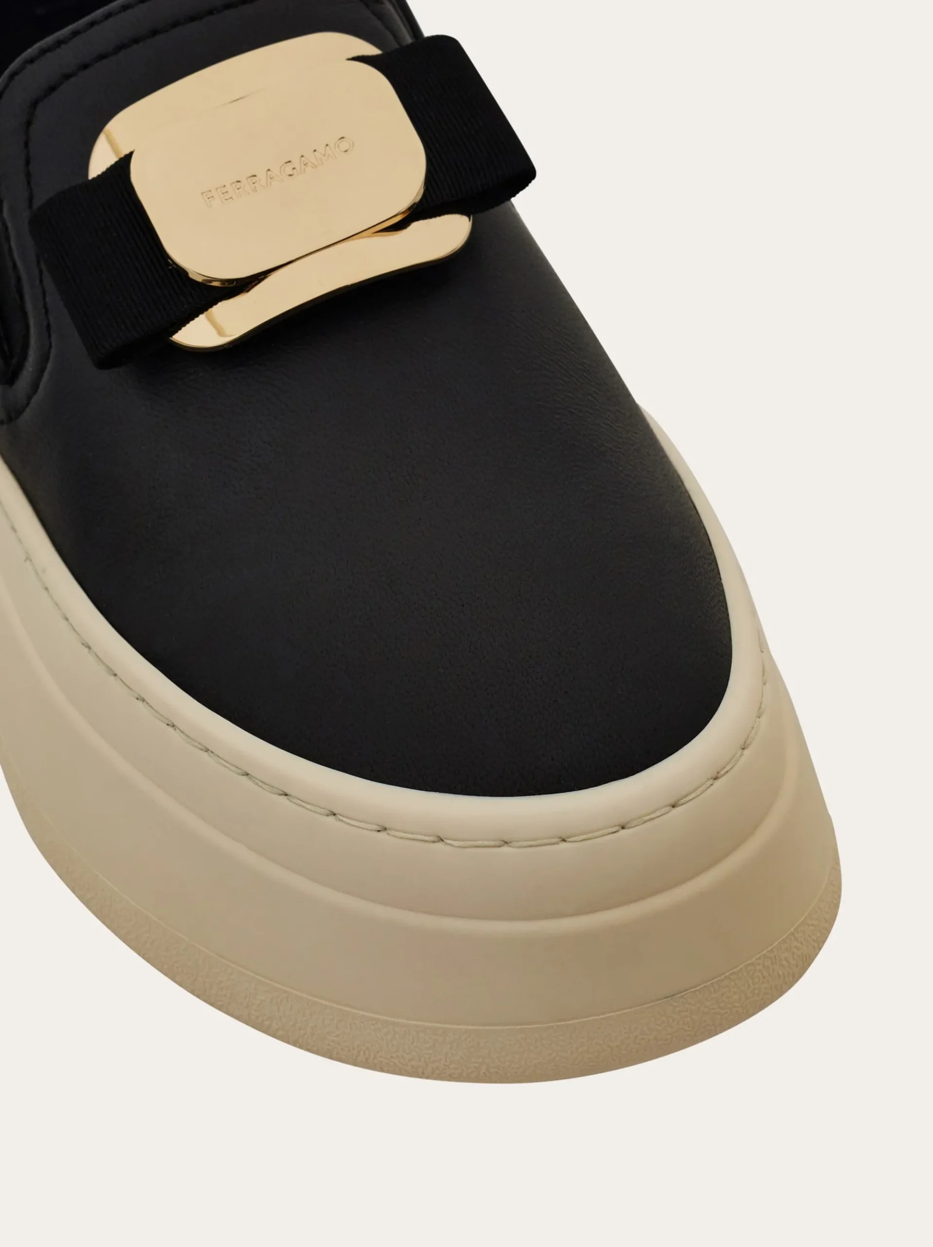New Vara plate slip on - Women