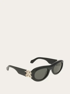 Oval frame sunglasses - Women
