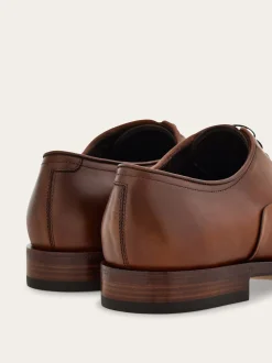 Oxford shoe with toe cap - Men