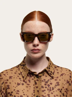 Rectangular frame sunglasses - Women