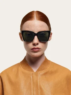 Rectangular frame sunglasses - Women