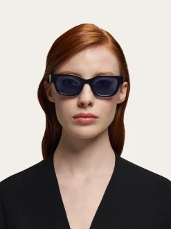 Rectangular frame sunglasses - Women