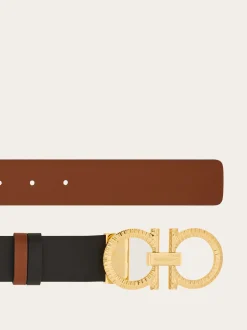 Reversible and adjustable belt with hammered Gancini - Women